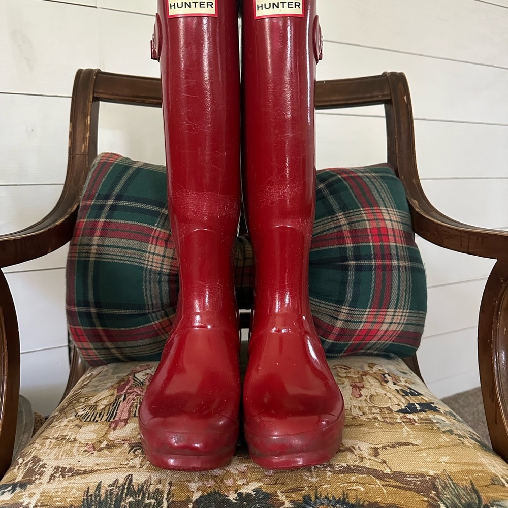 Hunter Classic Cherry Red Boots